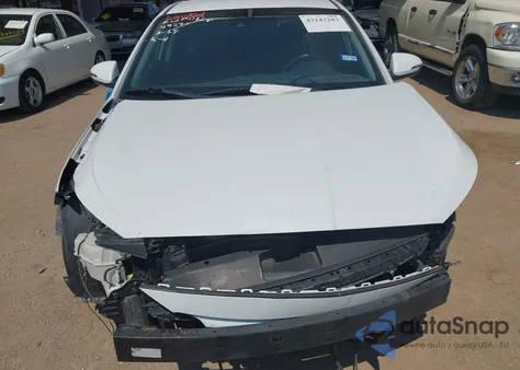 2020 Hyundai Elantra Limited from USA, damaged, VIN 5NPD84LF6LH609523